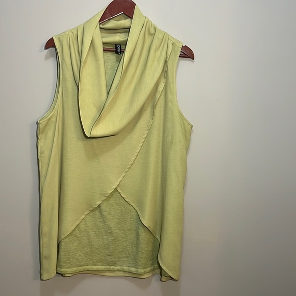 Royce Cowl Neck Sleeveless Top, Green Quantum Apparel Blouse Women’s L - Picture 1 of 8